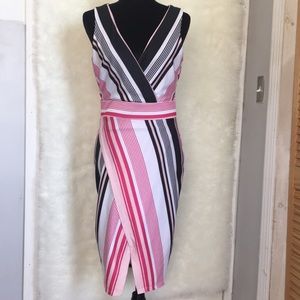 New York & Co deep v dress